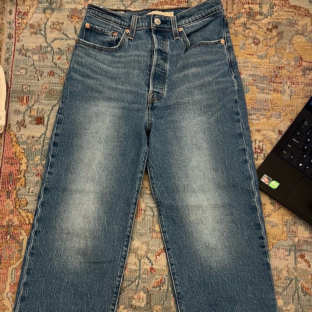 Levi's Women's High Rise Blue Jeans